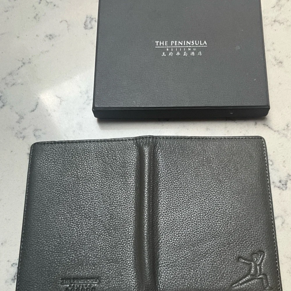 Black Leather Card & Key Holder